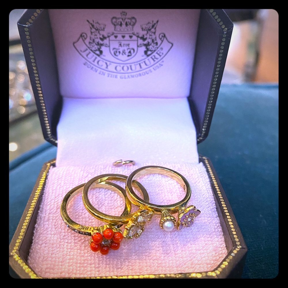 Set of three Juicy Couture rings
